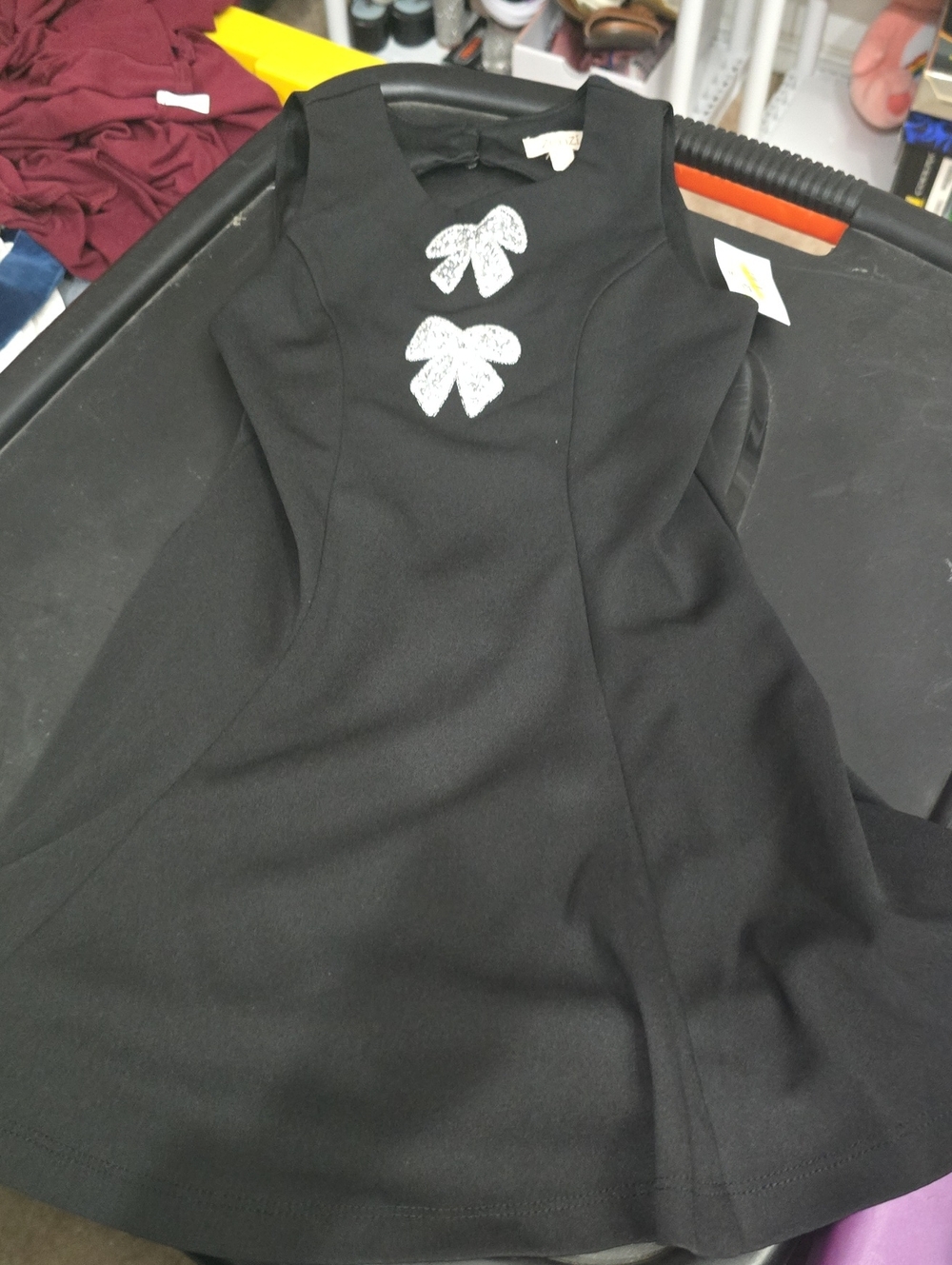 Zenzi Girls Little Black Dress. Sequin Bow. Keyhole Back. New Xs 4/5